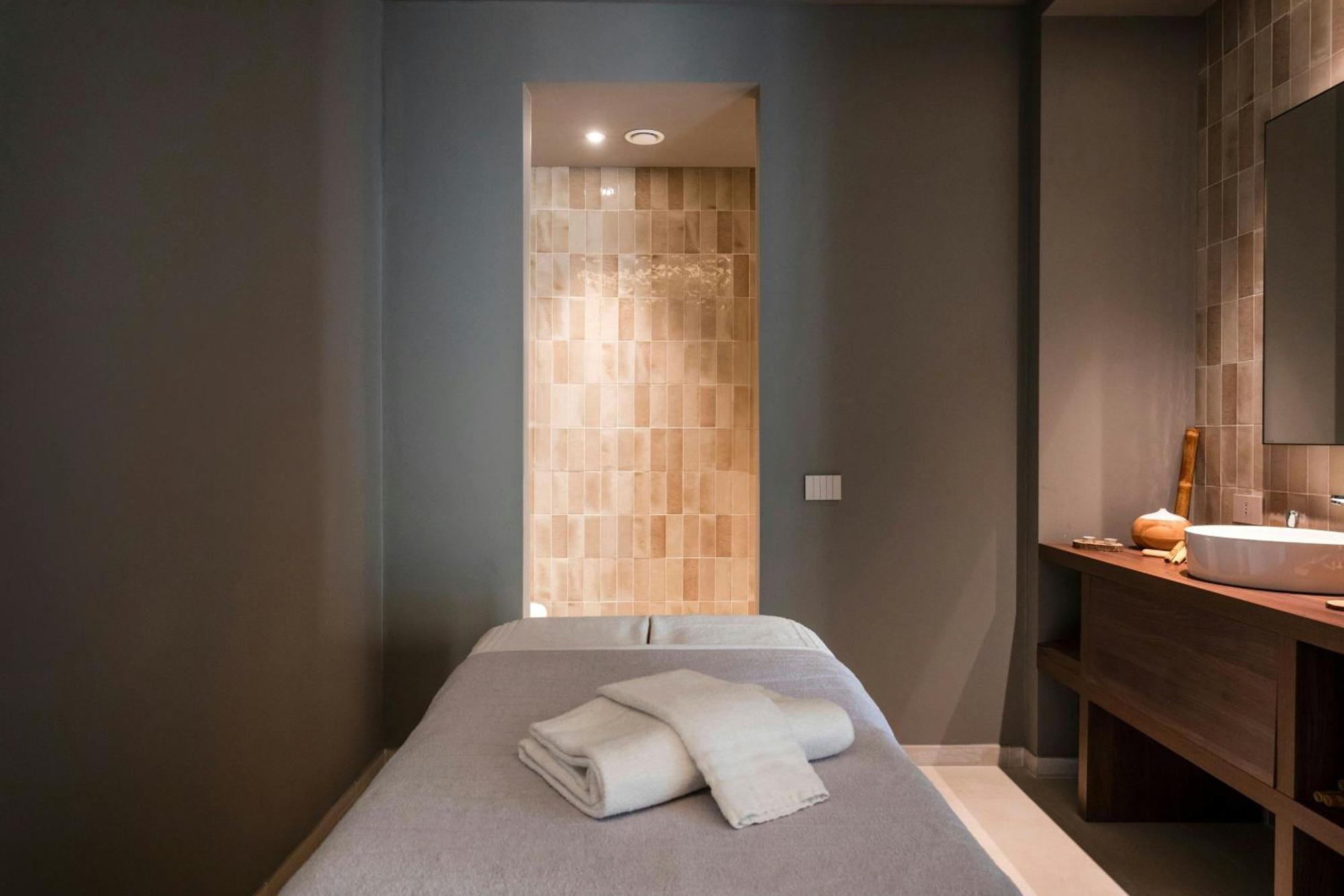 Hotel Mangia's Brucoli, Sicily, Autograph Collection 5*
