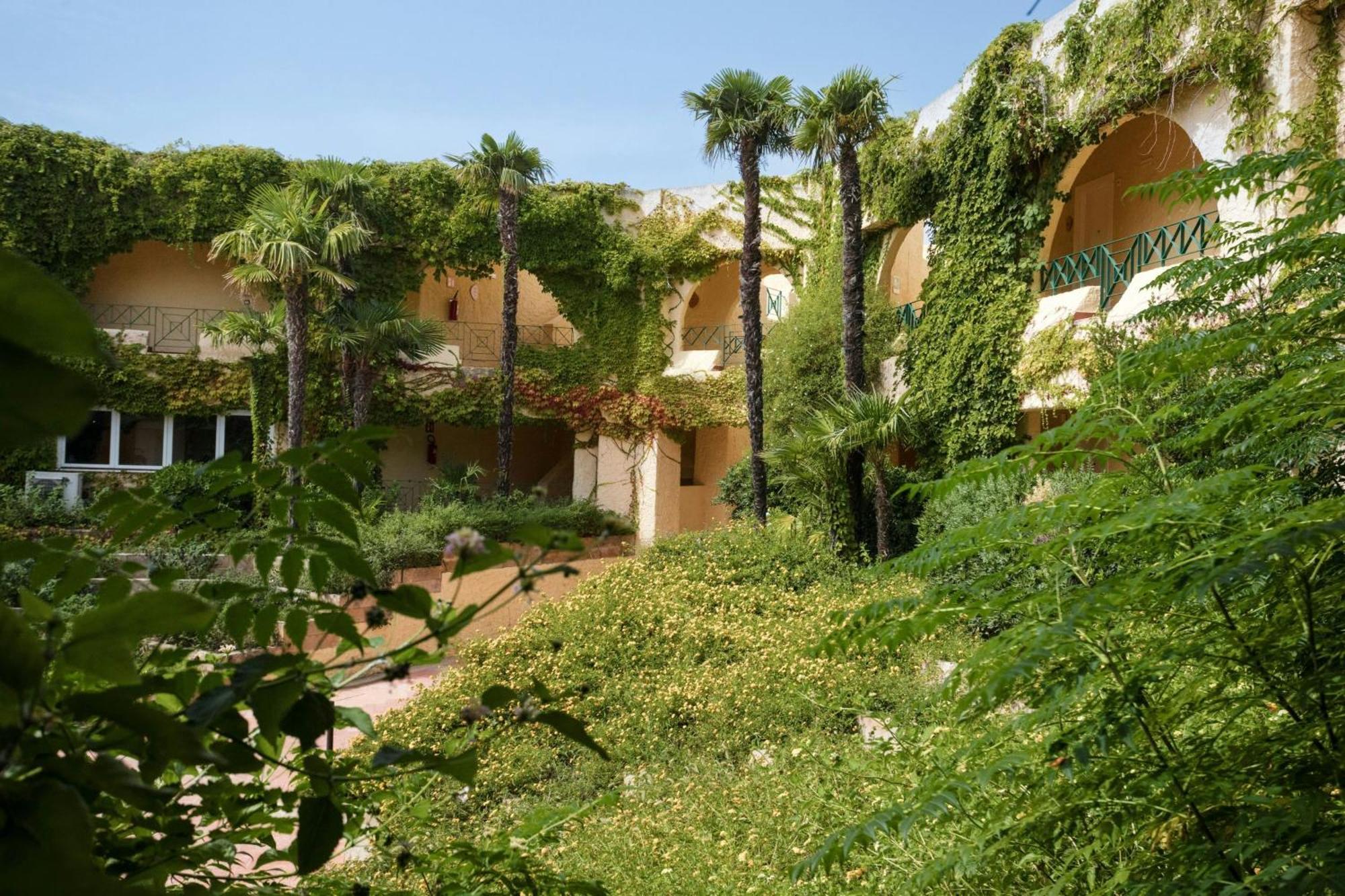 Hotel Mangia's Brucoli, Sicily, Autograph Collection