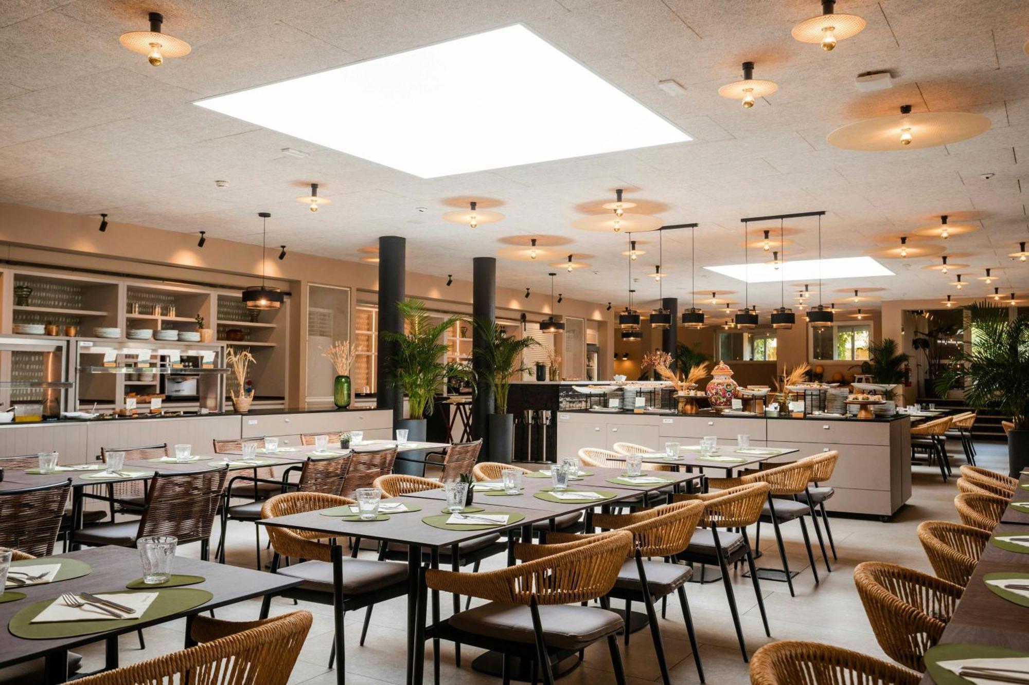Mangia's Brucoli, Sicily, Autograph Collection 5* Brucoli