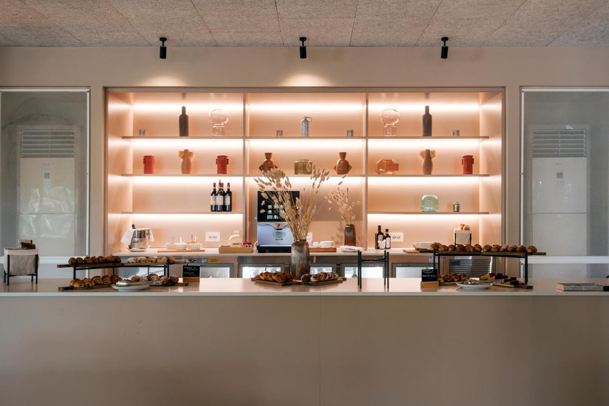 Hotel Mangia's Brucoli, Sicily, Autograph Collection 5*
