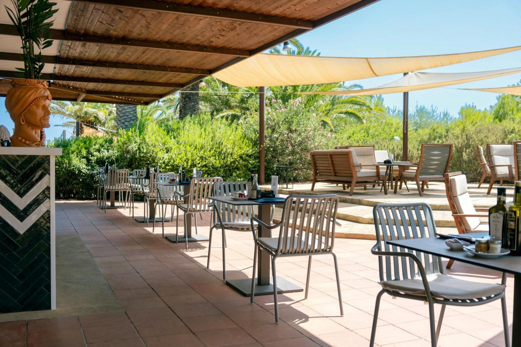 Hotel Mangia's Brucoli, Sicily, Autograph Collection
